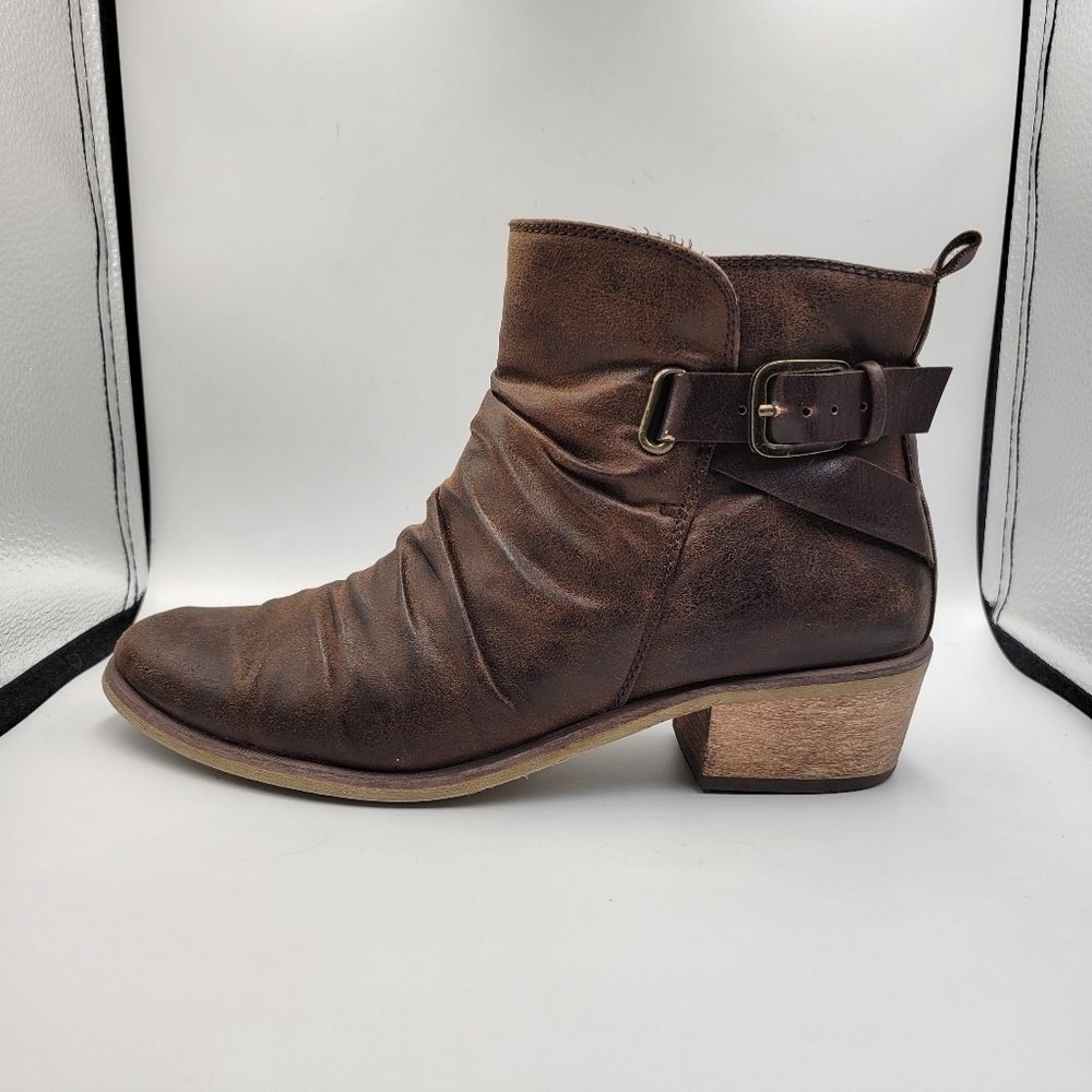 Bare Traps Pennie Brown Faux Leather Block Heel Ankle Boots Sz 8.5 - Picture 5 of 11